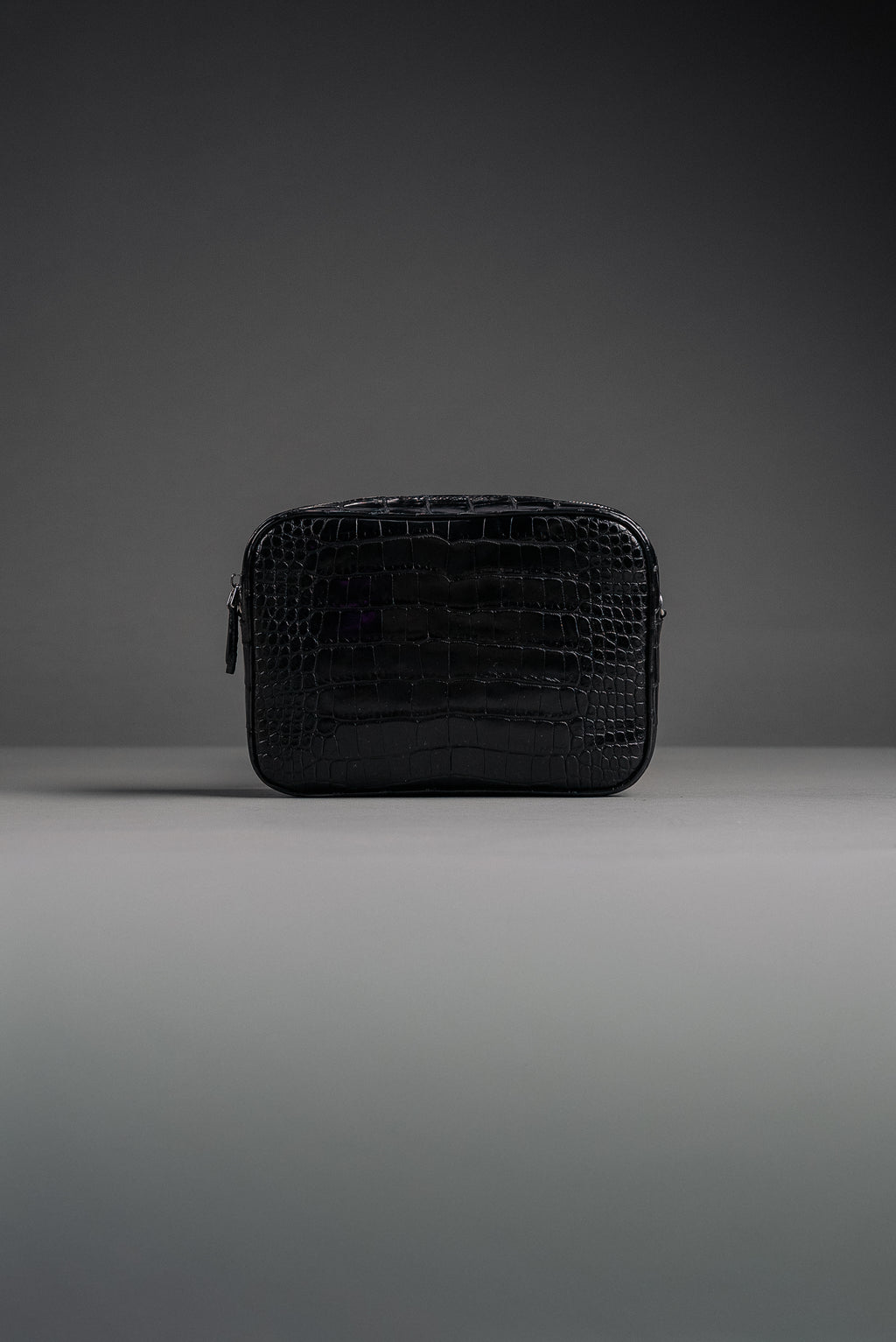 Cross-body Bag in Glazed Crocodile